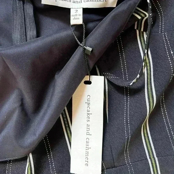Cupcakes and Cashmere Womens Navy Green Striped Jumpsuit Size 2 NWT MSRP… - Picture 4 of 7